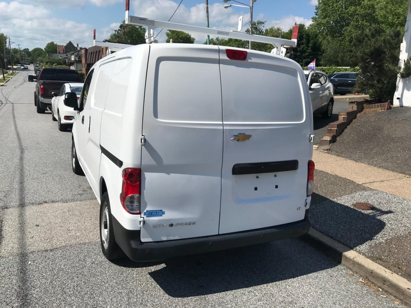 2015 White /Gray Chevrolet City Express LT (3N63M0ZN8FK) with an 2.0 V4 engine, Automatic transmission, located at 577 Chester Pike, Prospect Park, PA, 19076, (610) 237-1015, 39.886154, -75.302338 - Photo#5